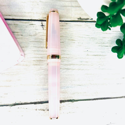 Pink whisper : Fountain Pen